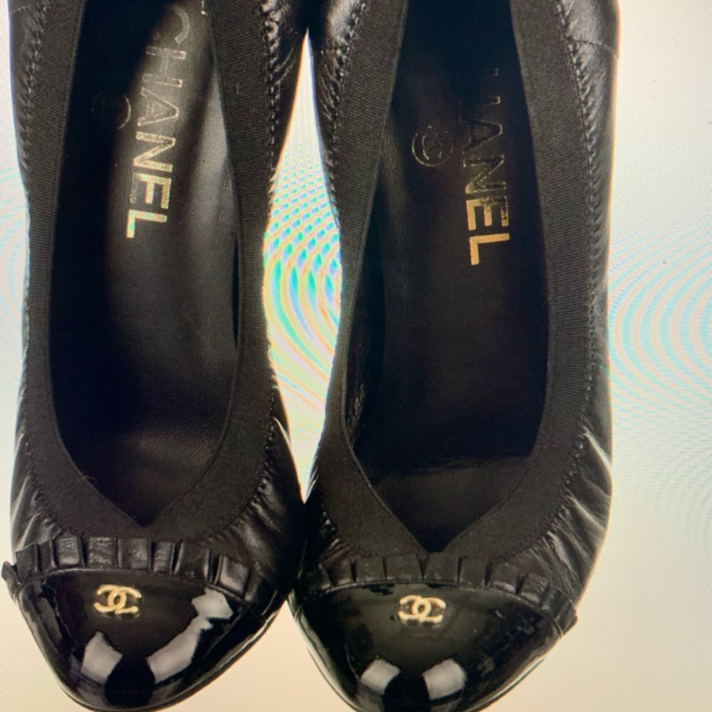Chanel Pumps